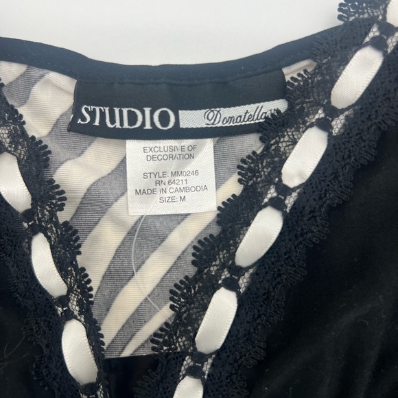 Studio Donetella Black And White Tank Top - Picture 3 of 5